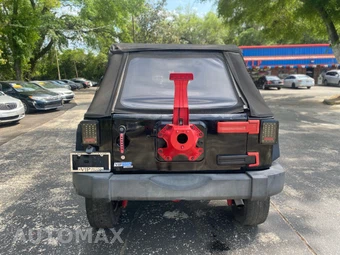 2008 Jeep Wrangler Unlimited X - miniatura 4