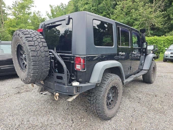 2008 Jeep Wrangler Unlimited X - miniatura 3