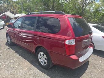 2008 Kia Sedona LX 118.9" WB - miniatura 2