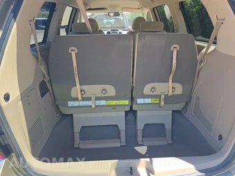 2008 Kia Sedona LX 118.9" WB - miniatura 17