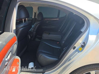 2008 Lexus LS 460 – miniatura 10