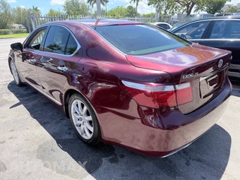 2008 Lexus LS 460 - miniatura 7