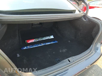 2008 Lexus LS 460 - miniatura 16