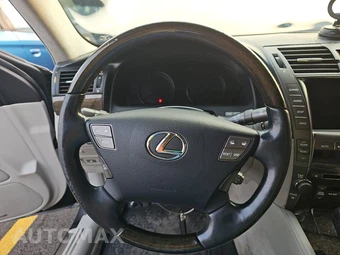 2008 Lexus LS 460L - miniatura 10