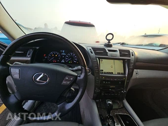 2008 Lexus LS 460L - miniatura 11