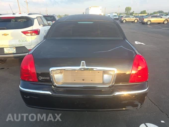 2008 Lincoln Town Car Executive w/Limousine Pkg – miniatura 5