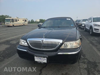 2008 Lincoln Town Car Executive w/Limousine Pkg - miniatura 2