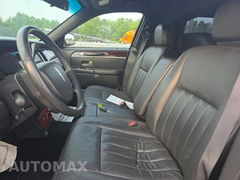 2008 Lincoln Town Car Executive w/Limousine Pkg - miniatura 7