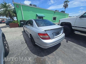 2008 Mercedes-Benz C 300 - miniatura 2