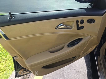 2008 Mercedes-Benz CLS 550 – miniatura 9