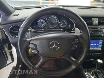 2008 Mercedes-Benz CLS 63 AMG – miniatura 10