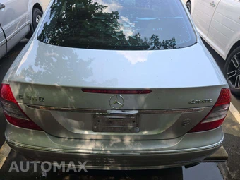 2008 Mercedes-Benz E 350 4MATIC Sedan – miniatura 14