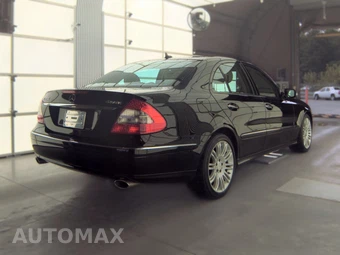 2008 Mercedes-Benz E 350 4MATIC Sedan - miniatura 4