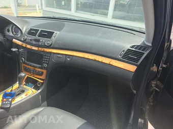2008 Mercedes-Benz E 350 4MATIC Sedan - miniatura 19