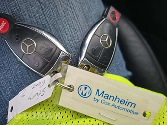 2008 Mercedes-Benz E 350 4MATIC Sedan – miniatura 5