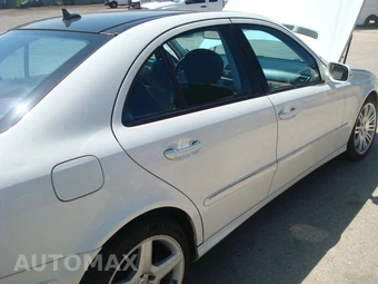 2008 Mercedes-Benz E 350 4MATIC Sedan – miniatura 45
