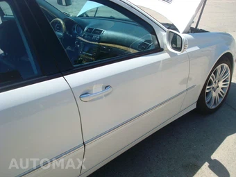 2008 Mercedes-Benz E 350 4MATIC Sedan – miniatura 46
