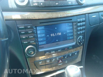 2008 Mercedes-Benz E 350 4MATIC Sedan – miniatura 5
