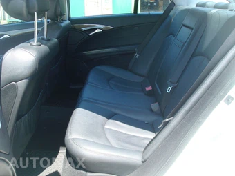 2008 Mercedes-Benz E 350 4MATIC Sedan – miniatura 54
