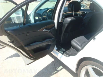 2008 Mercedes-Benz E 350 4MATIC Sedan – miniatura 56