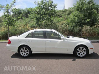 2008 Mercedes-Benz E-Class Base – miniatura 10