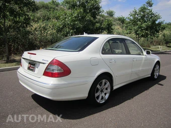 2008 Mercedes-Benz E-Class Base – miniatura 11