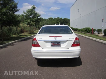 2008 Mercedes-Benz E-Class Base – miniatura 15