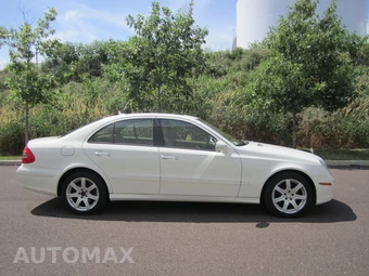 2008 Mercedes-Benz E-Class Base – miniatura 7