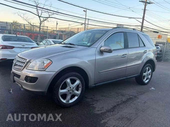 2008 Mercedes-Benz ML 350 - miniatura 3