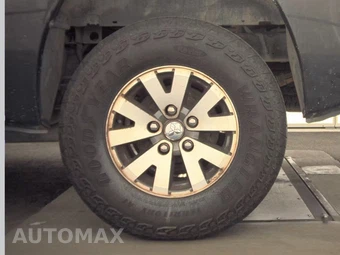 2008 Mitsubishi Raider LS Crew Cab Medium Bed – miniatura 12