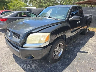2008 Mitsubishi Raider LS Extended Cab Long Bed — samochód z USA z aukcji Manheim, oferta Kup Teraz w AUTOMAX