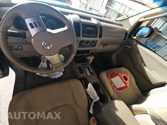 2008 Nissan Frontier SE Crew Cab Medium Bed – miniatura 11