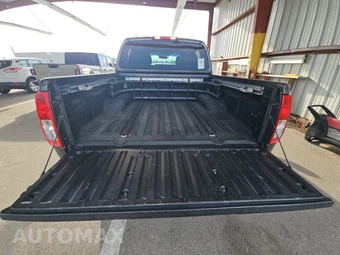 2008 Nissan Frontier SE Crew Cab Medium Bed – miniatura 16