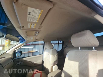2008 Nissan Frontier SE Crew Cab Medium Bed – miniatura 17
