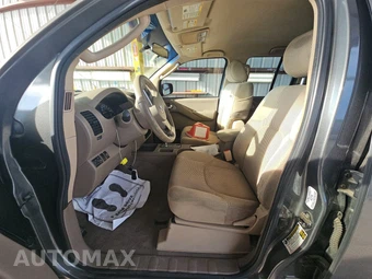 2008 Nissan Frontier SE Crew Cab Medium Bed – miniatura 7