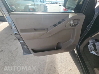 2008 Nissan Frontier SE Crew Cab Medium Bed – miniatura 9