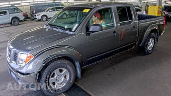 2008 Nissan Frontier SE Crew Cab Medium Bed