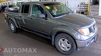 2008 Nissan Frontier SE Crew Cab Medium Bed – miniatura 3
