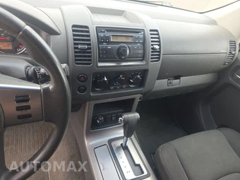 2008 Nissan Pathfinder S – miniatura 17