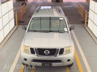 2008 Nissan Pathfinder S – miniatura 2