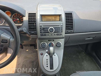 2008 Nissan Sentra 2.0 S – miniatura 10