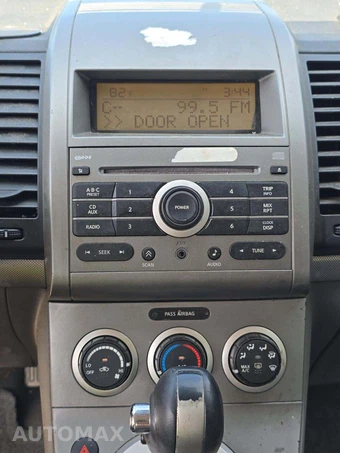2008 Nissan Sentra 2.0 S – miniatura 10
