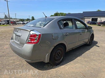 2008 Nissan Sentra 2.0 S – miniatura 3