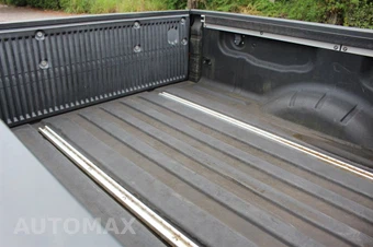 2008 Nissan TITAN LE Crew Cab Short Bed - miniatura 25
