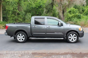 2008 Nissan TITAN LE Crew Cab Short Bed - miniatura 7
