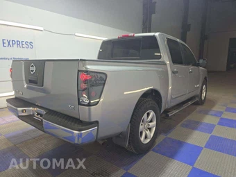 2008 Nissan TITAN LE Crew Cab Short Bed - miniatura 3