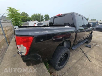 2008 Nissan TITAN SE Crew Cab Short Bed - miniatura 3