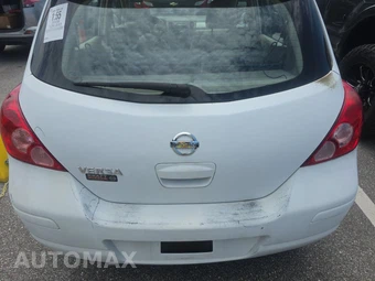 2008 Nissan Versa 1.8 S Hatchback - miniatura 16