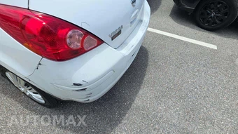2008 Nissan Versa 1.8 S Hatchback - miniatura 23