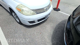 2008 Nissan Versa 1.8 S Hatchback - miniatura 24